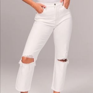 Abercrombie & Fitch Curve Love Ultra High Rise The Ankle Straight Jean